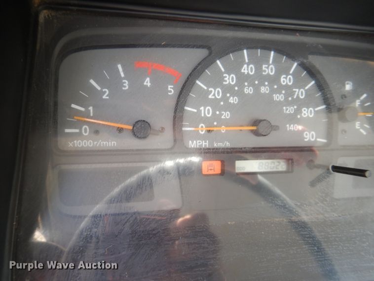 image for item DL2992 2004 Nissan UD1400  flatbed truck