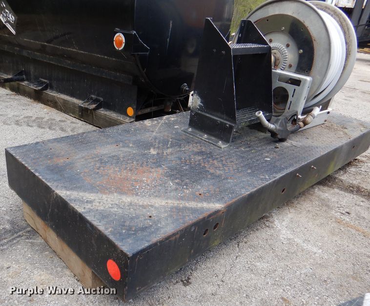 image for item DL2994 Fuel tank