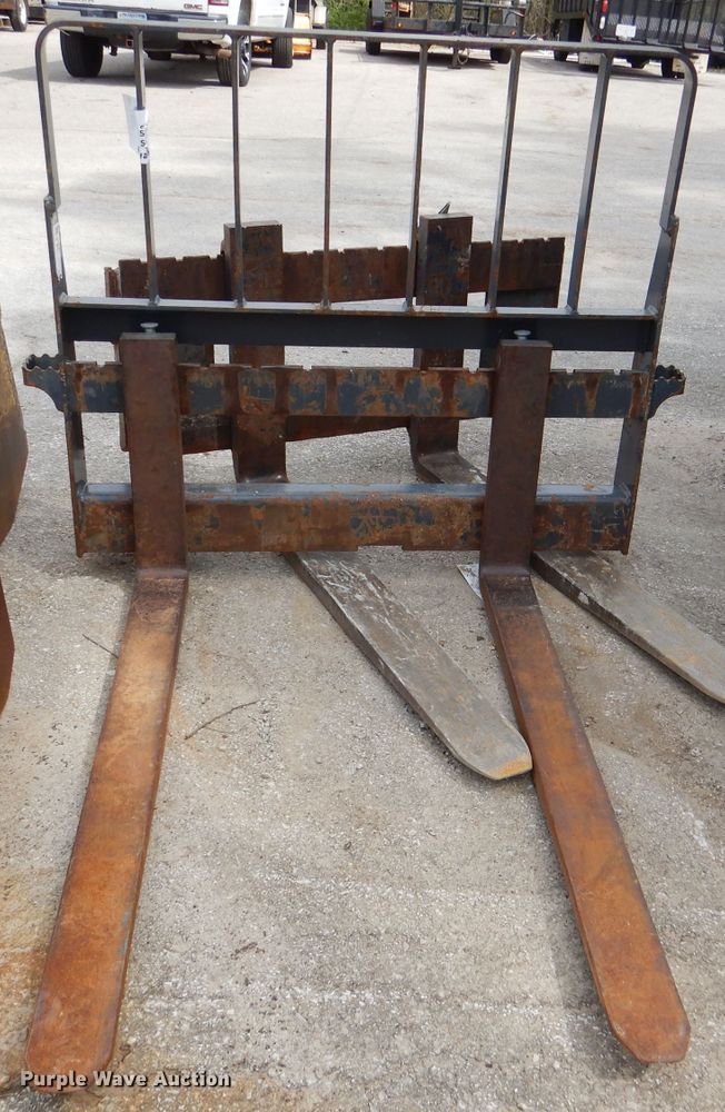 image for item DL8756 Case 48"L skid steer forks