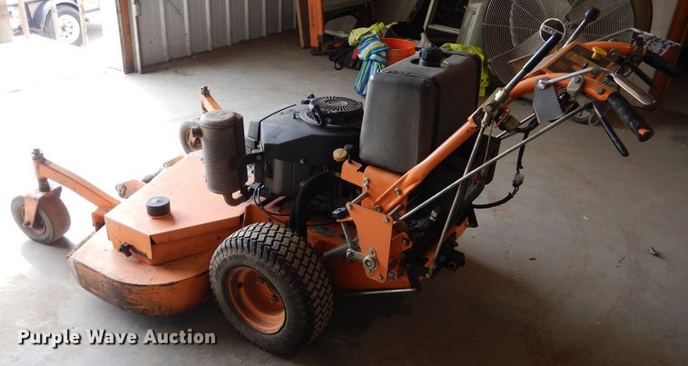 image for item DL8757 Scag SWZ48A  ZTR lawn mower