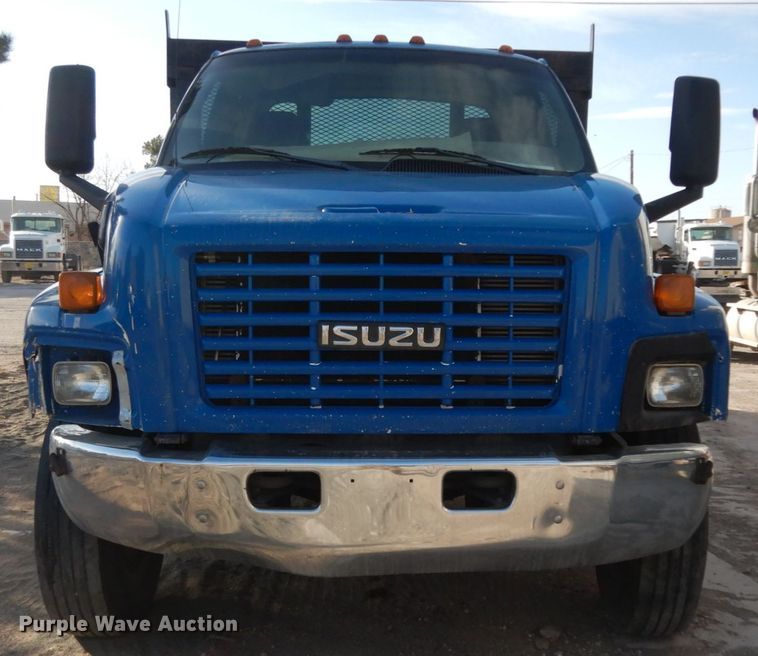 image for item DM2911 2005 Isuzu FTR  flat bed truck