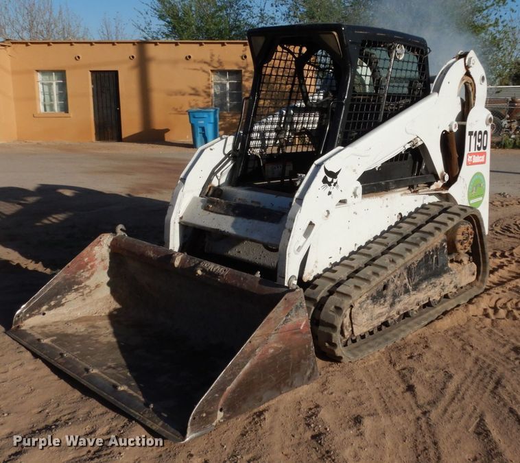 image for item DM2913 2006 Bobcat T190  tracked skid steer loader