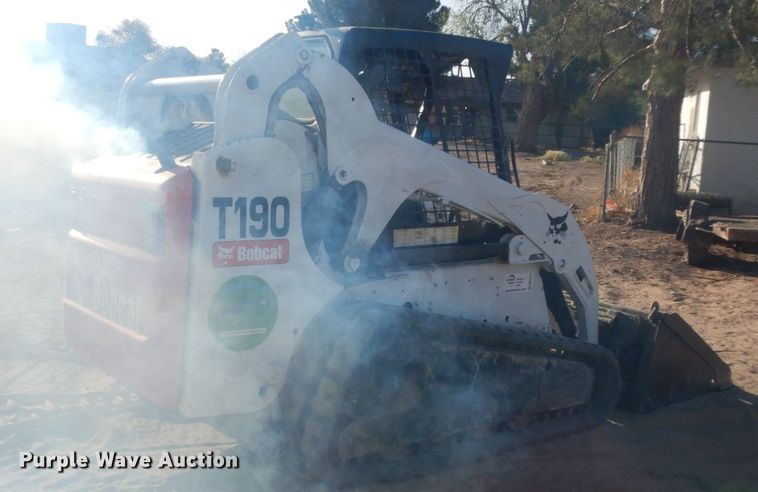 image for item DM2913 2006 Bobcat T190  tracked skid steer loader