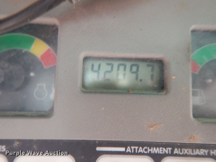 image for item DM2913 2006 Bobcat T190  tracked skid steer loader