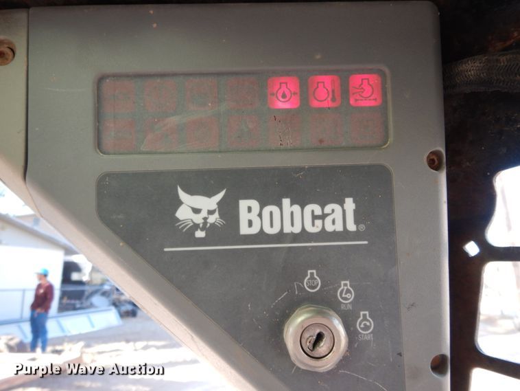 image for item DM2913 2006 Bobcat T190  tracked skid steer loader