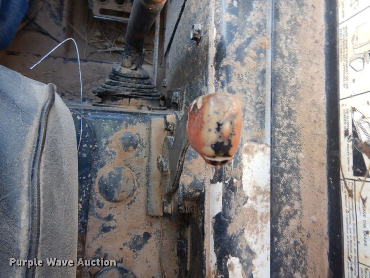 image for item DM2913 2006 Bobcat T190  tracked skid steer loader