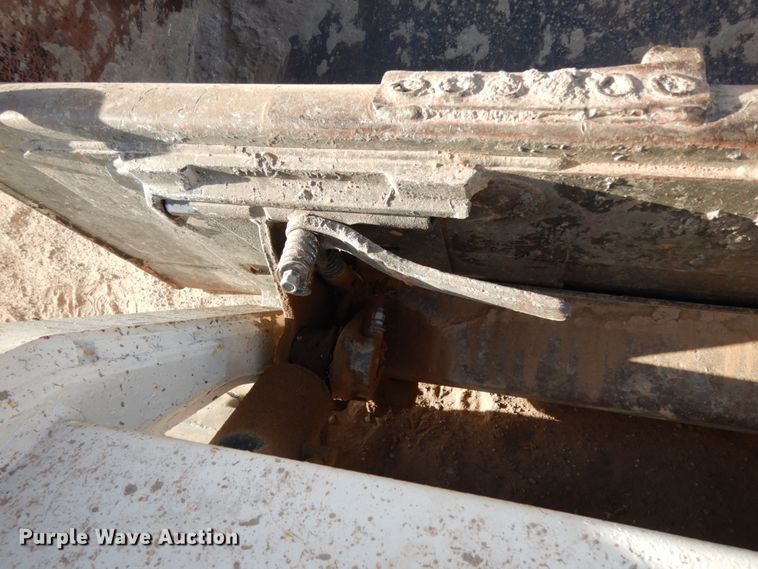 image for item DM2913 2006 Bobcat T190  tracked skid steer loader