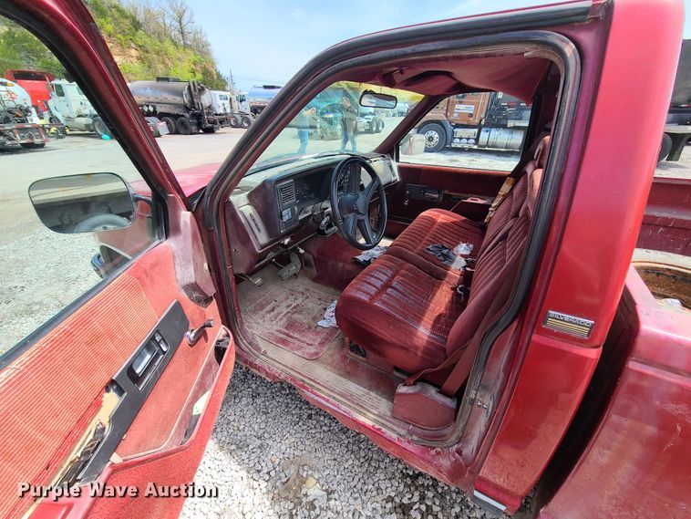 image for item DN5497 1992 Chevrolet 1500  pickup truck