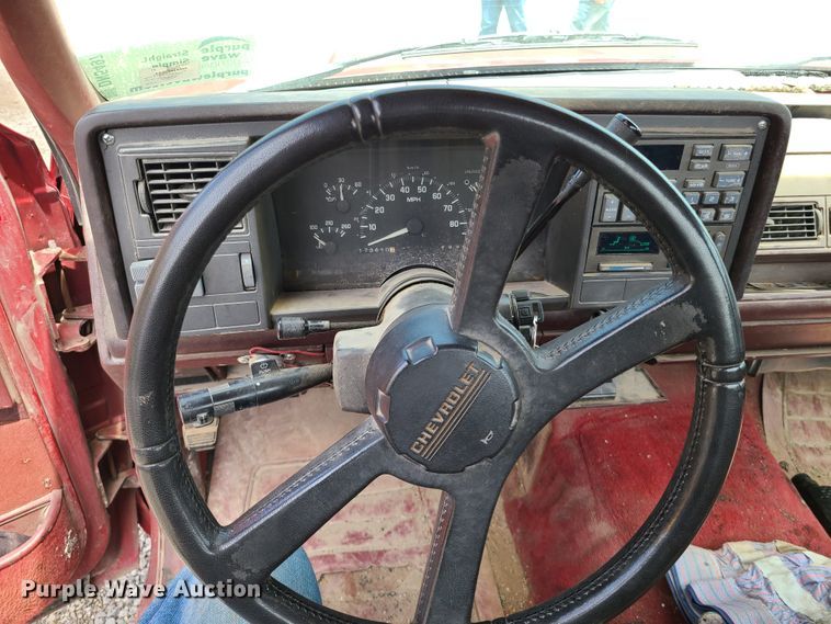 image for item DN5497 1992 Chevrolet 1500  pickup truck