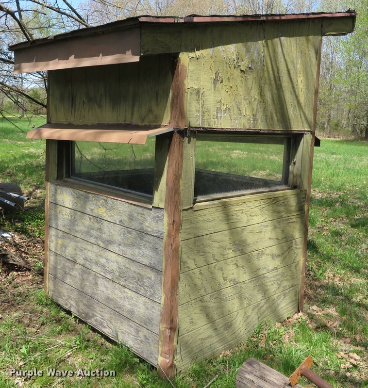 image for item DN5773 (3) shop built hunting blinds