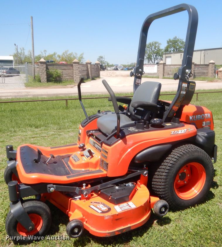 image for item ET9180 2015 Kubota ZG227A  ZTR lawn mower