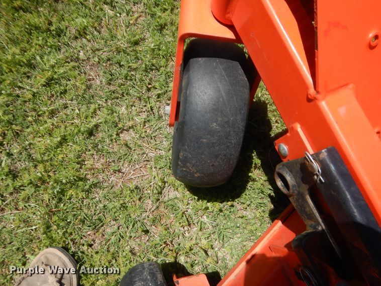 image for item ET9181 Kubota Z122EBR  ZTR lawn mower