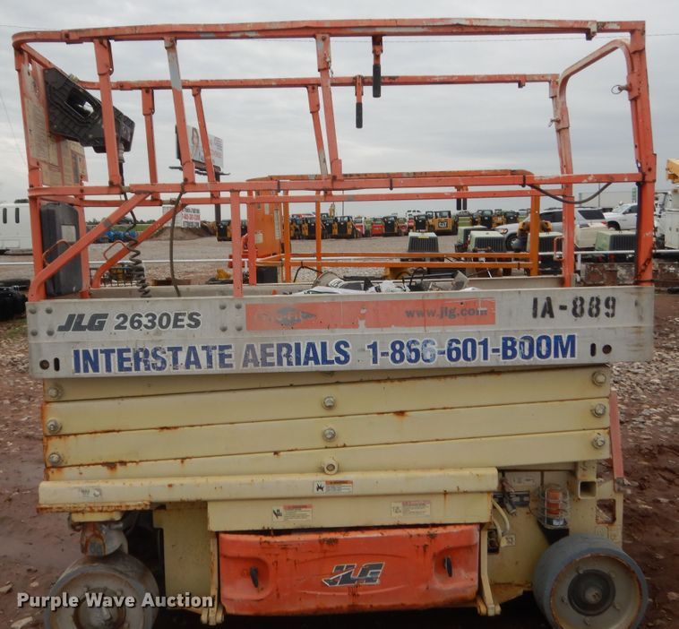 image for item ET9246 2006 JLG 2630ES  scissor lift