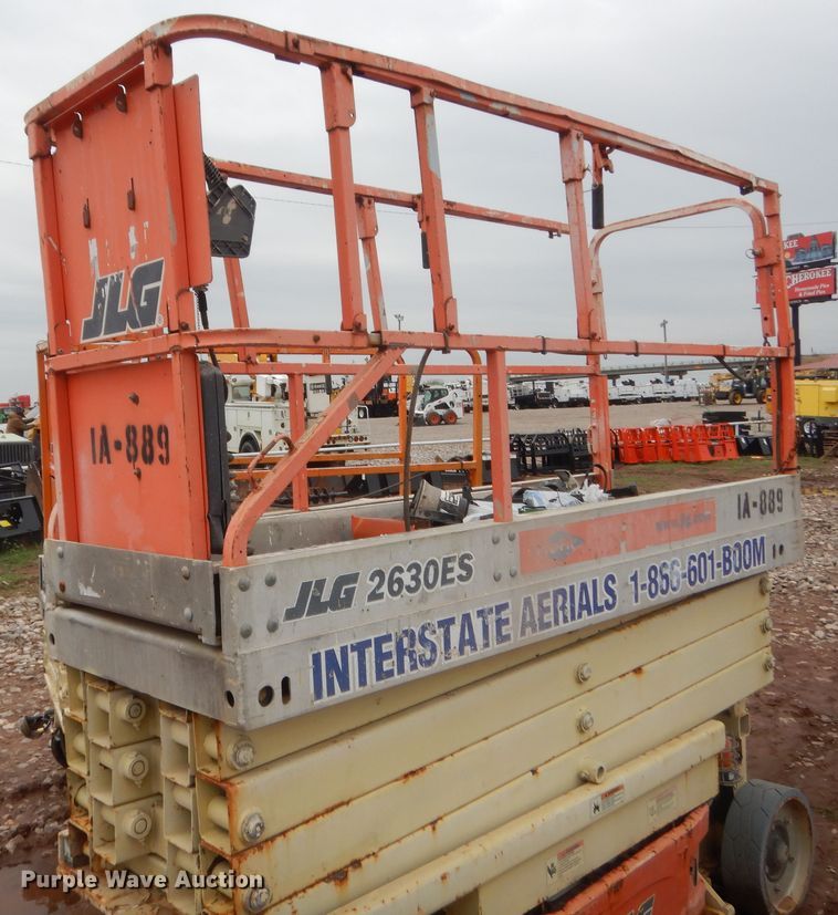 image for item ET9246 2006 JLG 2630ES  scissor lift