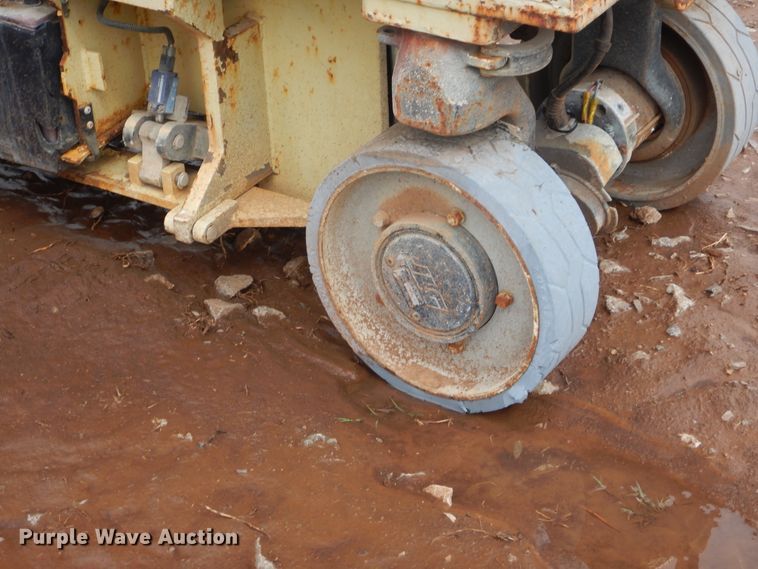 image for item ET9246 2006 JLG 2630ES  scissor lift