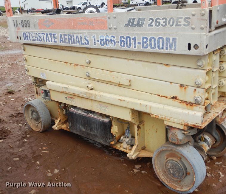 image for item ET9246 2006 JLG 2630ES  scissor lift