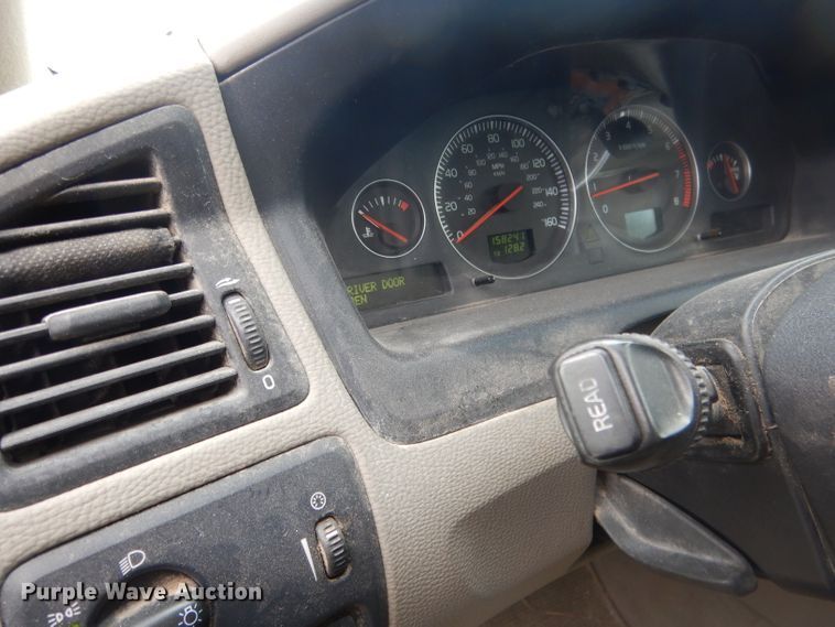 image for item FI9024 2006 Volvo XC70  SUV