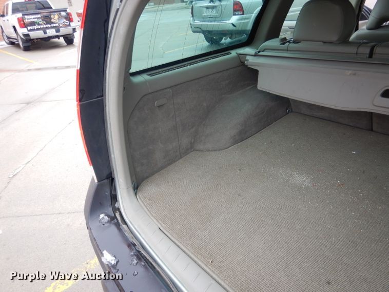 image for item FI9024 2006 Volvo XC70  SUV