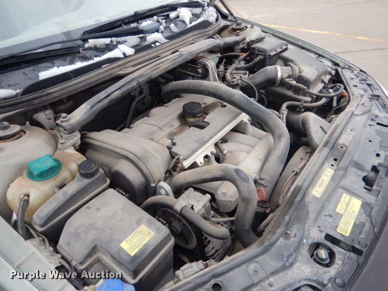 image for item FI9024 2006 Volvo XC70  SUV