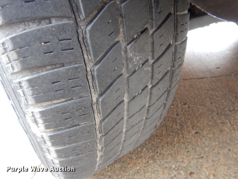 image for item FI9024 2006 Volvo XC70  SUV