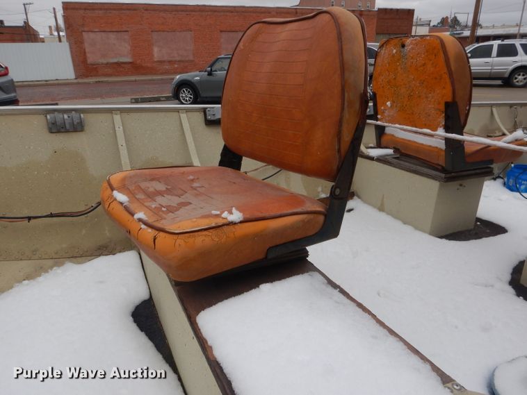 image for item FI9025 1985 Lund American  boat