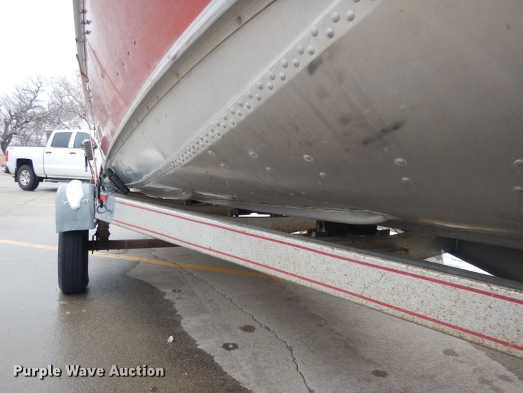 image for item FI9025 1985 Lund American  boat