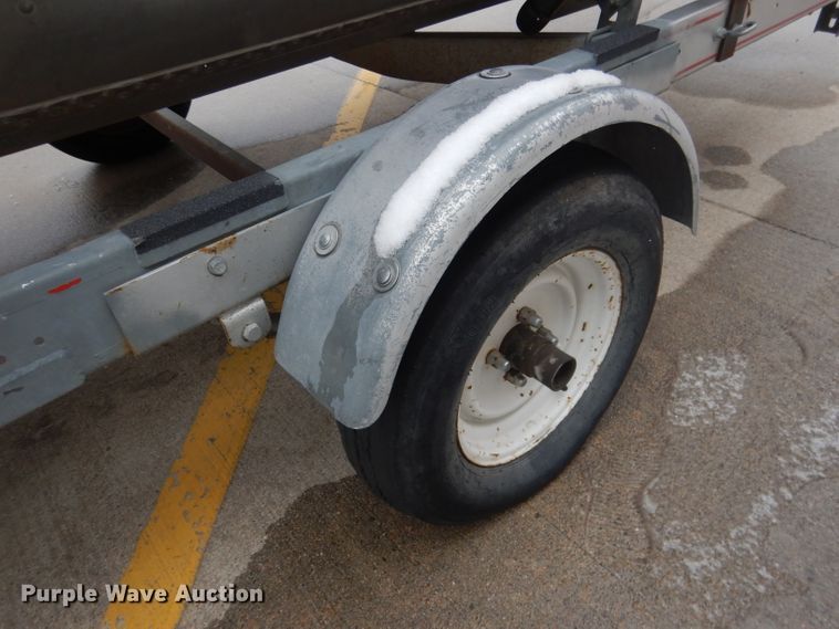 image for item FI9025 1985 Lund American  boat