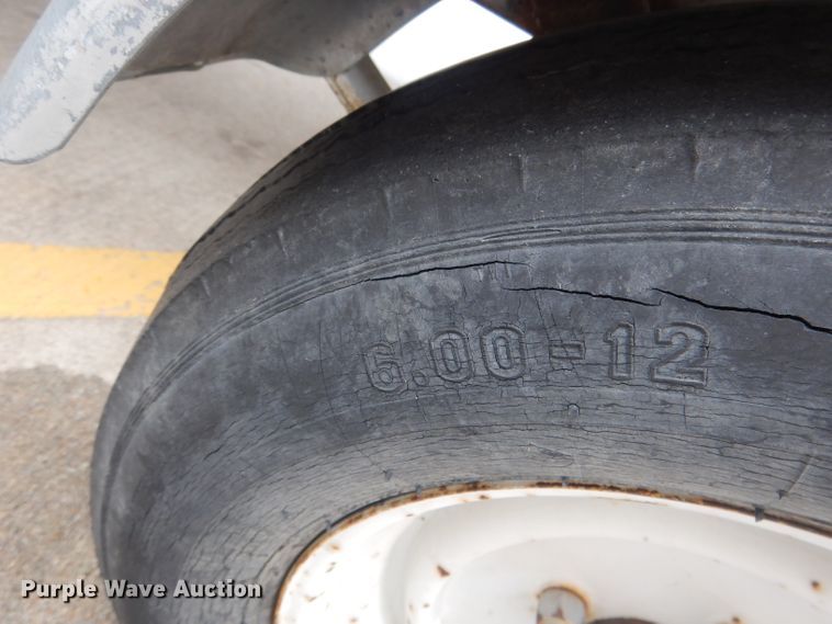 image for item FI9025 1985 Lund American  boat