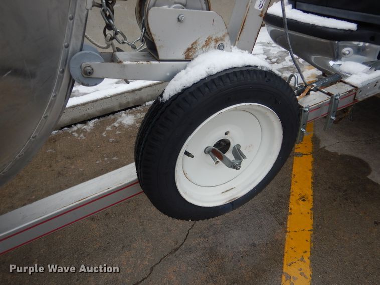 image for item FI9025 1985 Lund American  boat