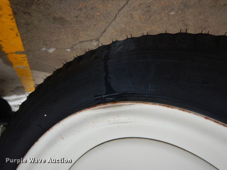 image for item FI9025 1985 Lund American  boat