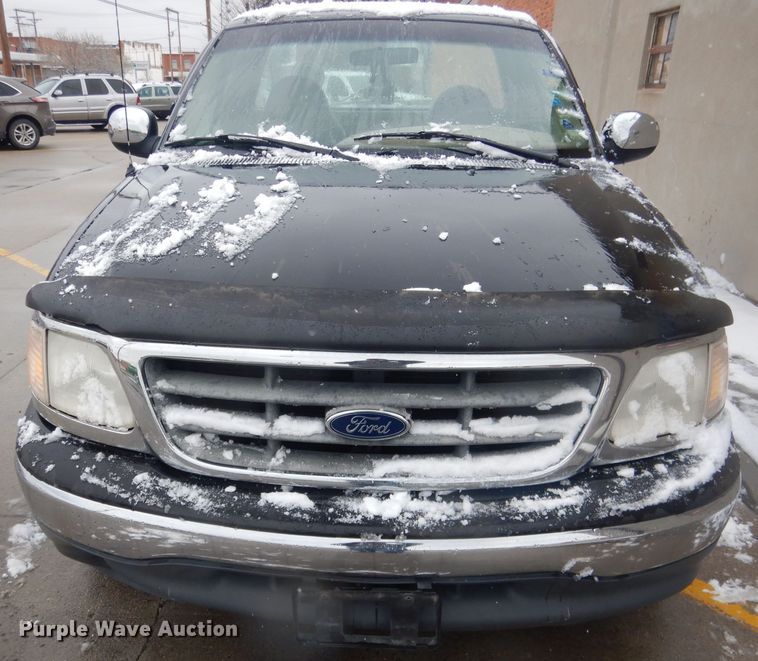 image for item FI9026 2000 Ford F150  pickup truck