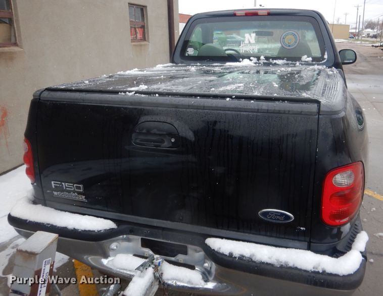 image for item FI9026 2000 Ford F150  pickup truck