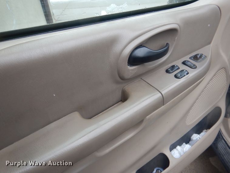 image for item FI9026 2000 Ford F150  pickup truck