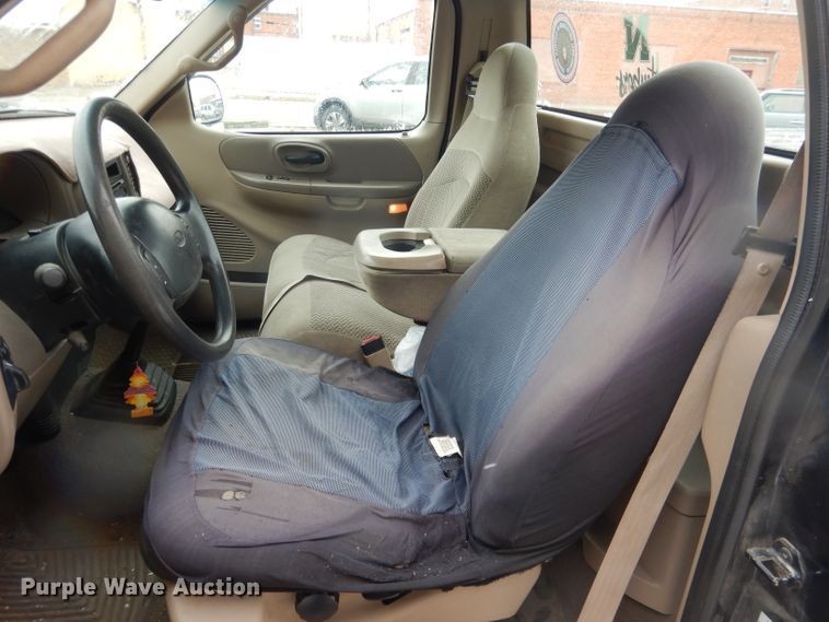 image for item FI9026 2000 Ford F150  pickup truck