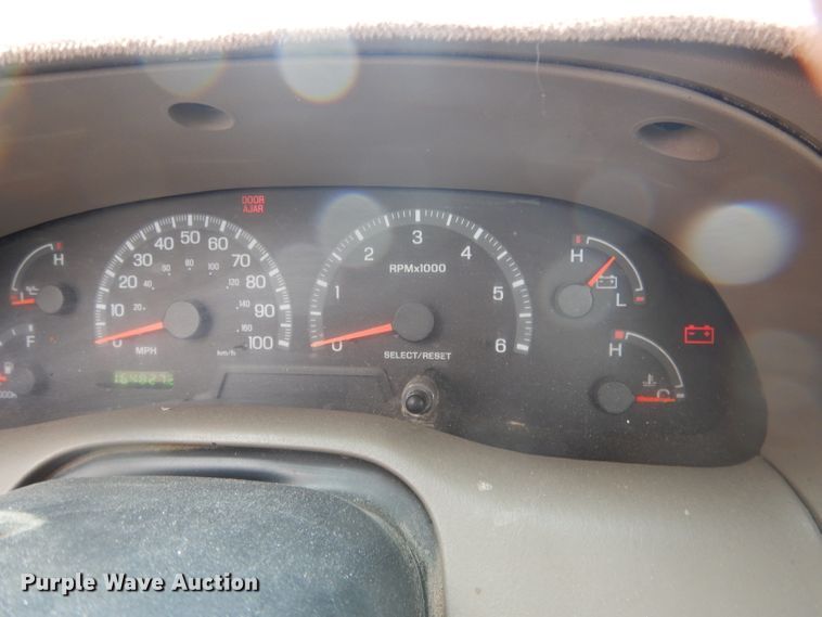 image for item FI9026 2000 Ford F150  pickup truck