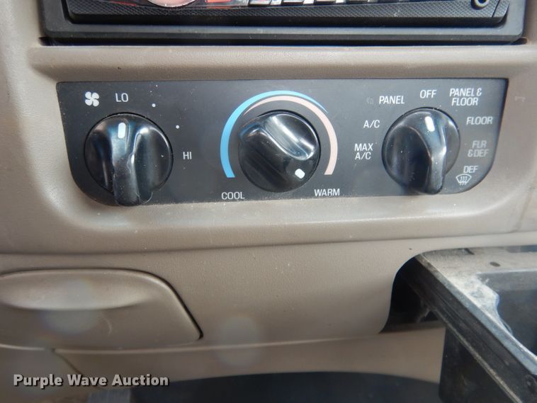 image for item FI9026 2000 Ford F150  pickup truck