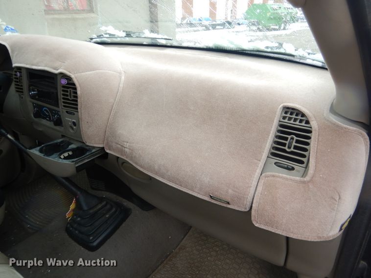 image for item FI9026 2000 Ford F150  pickup truck