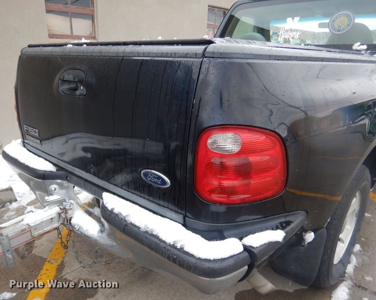 image for item FI9026 2000 Ford F150  pickup truck