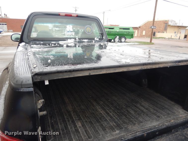 image for item FI9026 2000 Ford F150  pickup truck