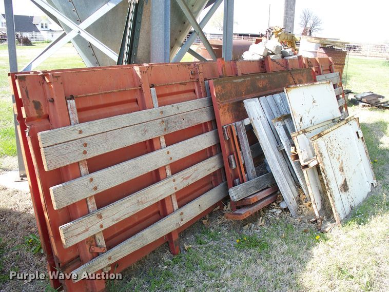 image for item FW9037 Truck bed