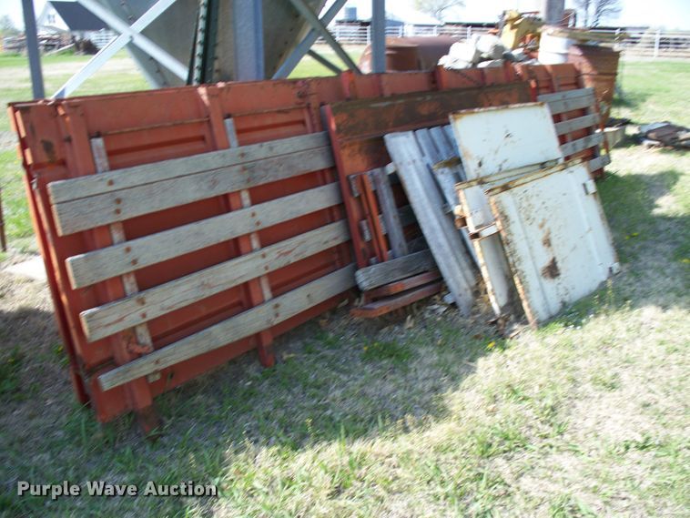 image for item FW9037 Truck bed