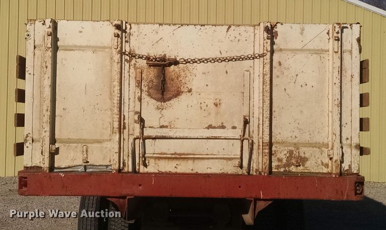 image for item FW9037 Truck bed