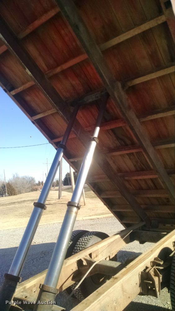 image for item FW9037 Truck bed