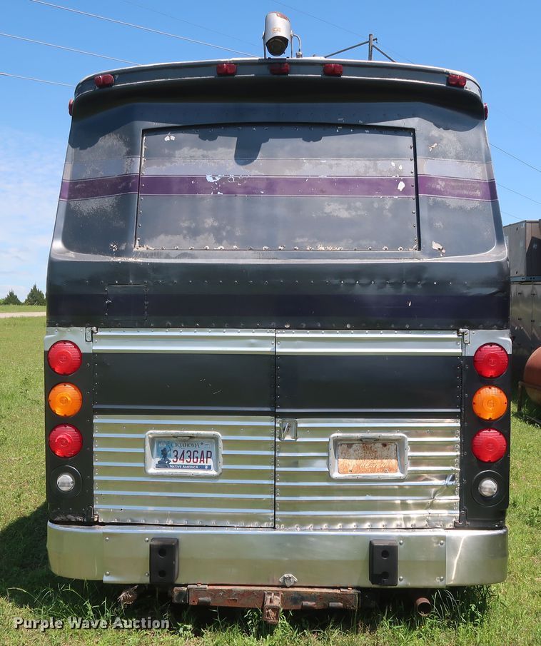 image for item GS9923 1976 Prevost TS47  coach bus