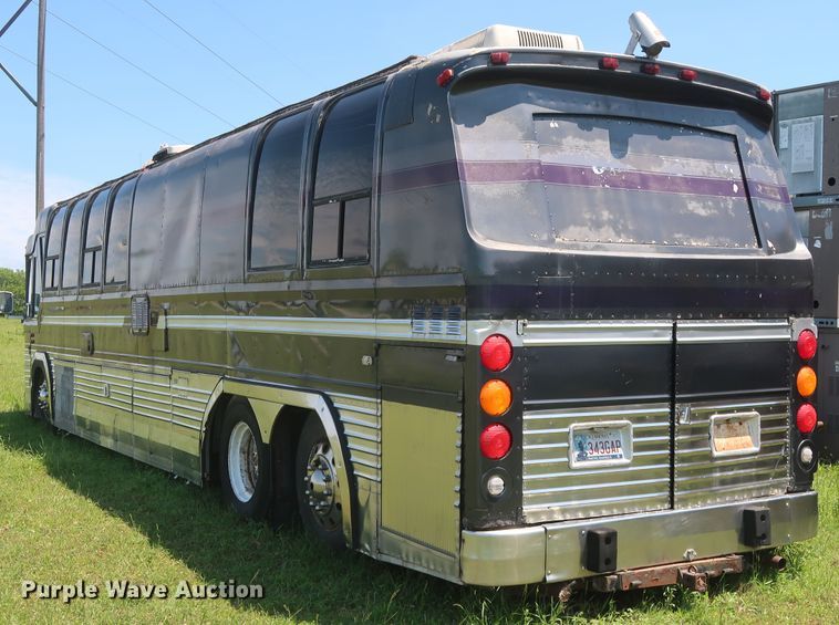 image for item GS9923 1976 Prevost TS47  coach bus