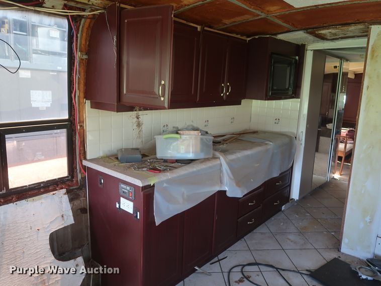 image for item GS9923 1976 Prevost TS47  coach bus