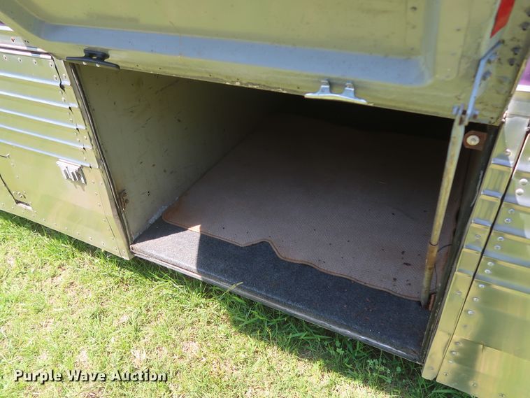 image for item GS9923 1976 Prevost TS47  coach bus