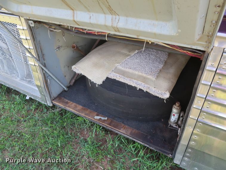 image for item GS9923 1976 Prevost TS47  coach bus