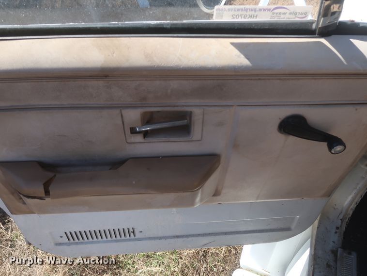 image for item HK9702 1986 GMC 7000  dump truck