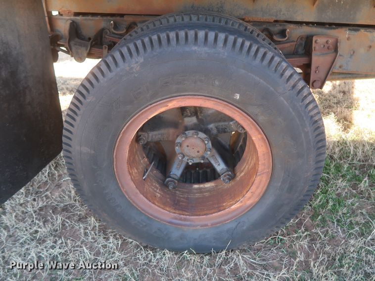 image for item HK9702 1986 GMC 7000  dump truck